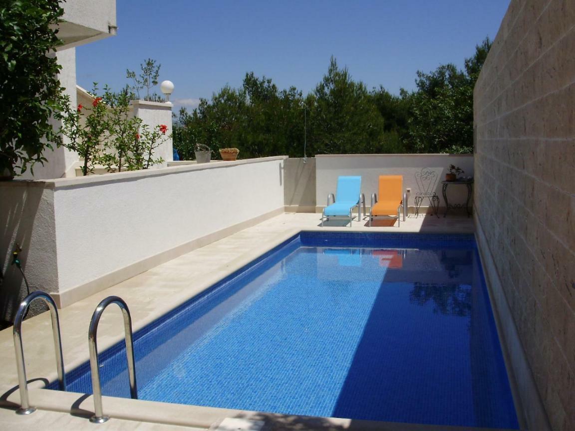 Apartments Petranic Supetar Exterior photo
